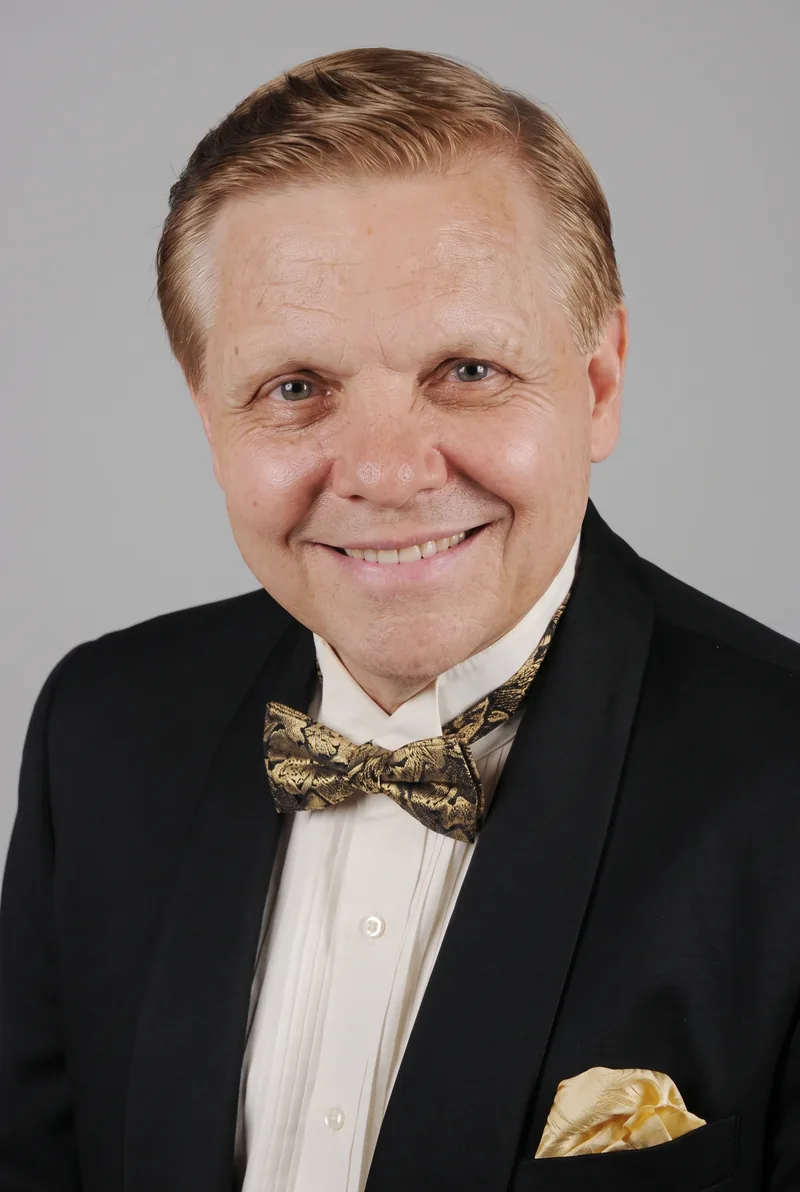AI-generated portrait of Michael Podolinsky, keynote speaker